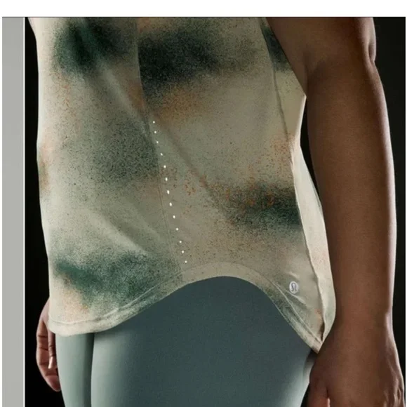 Lululemon Sculpt Tank Top - Picture 3 of 6